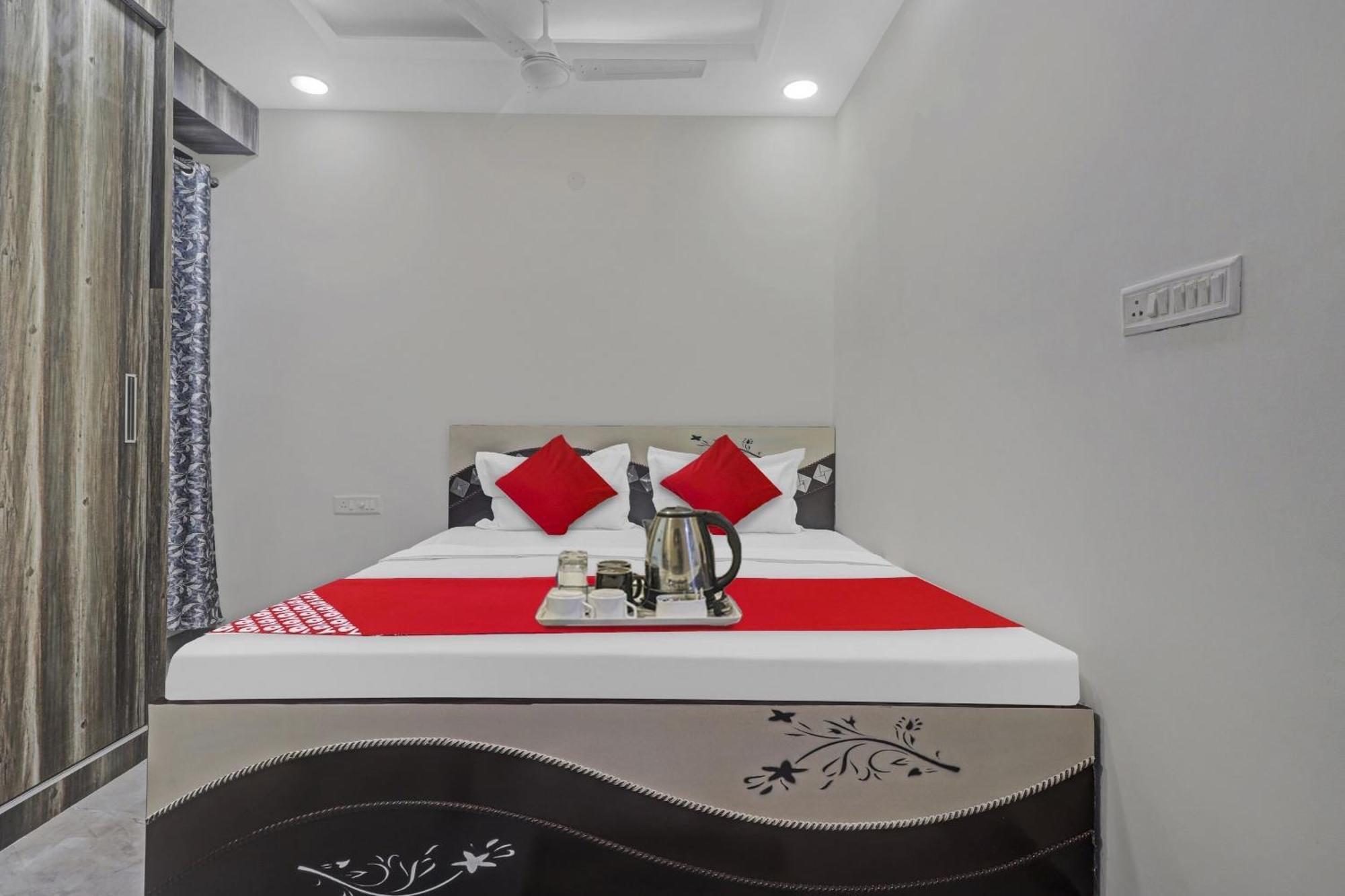 Hotel O Amazing Guest House Nueva Delhi Exterior foto