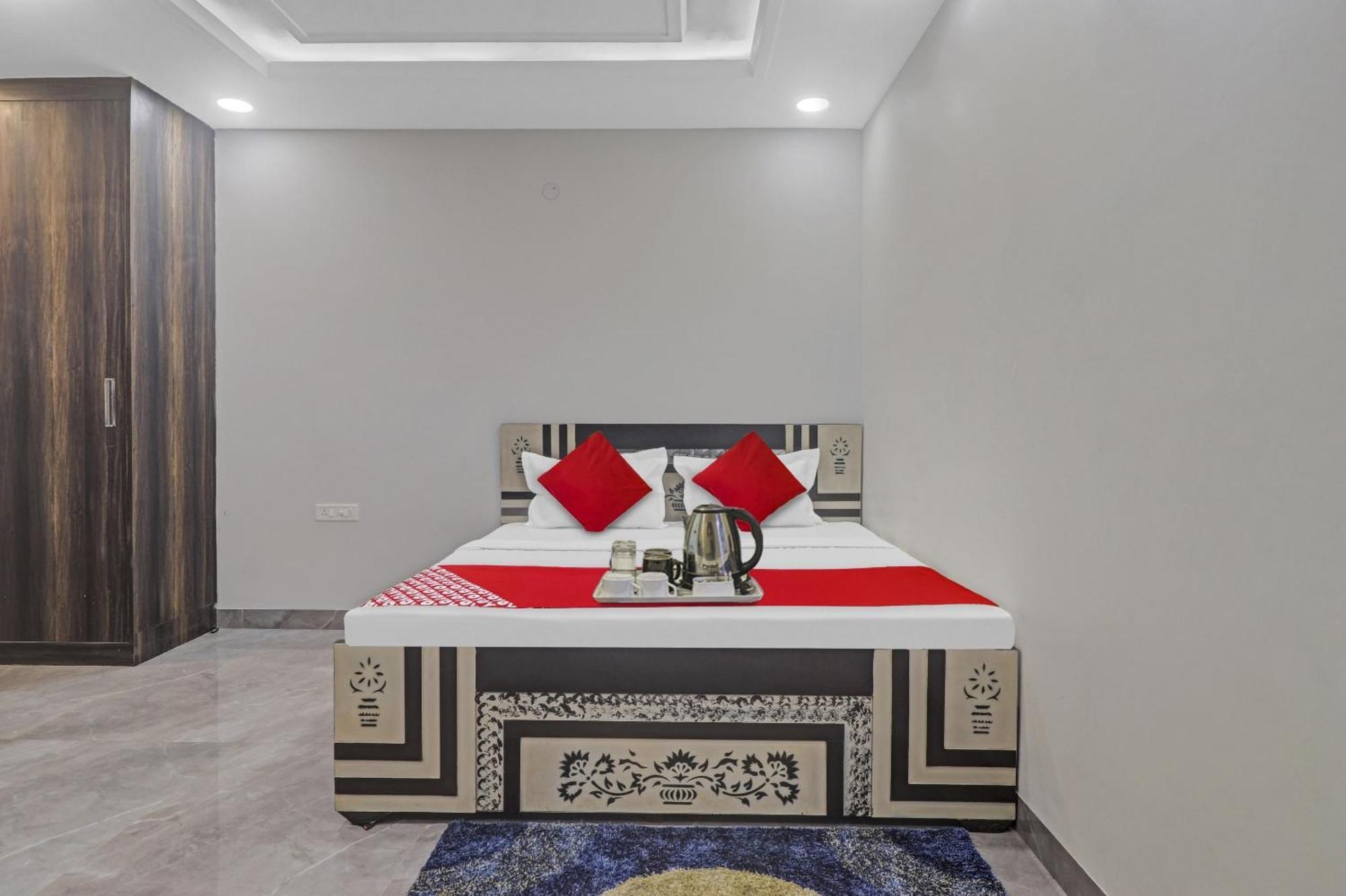 Hotel O Amazing Guest House Nueva Delhi Exterior foto